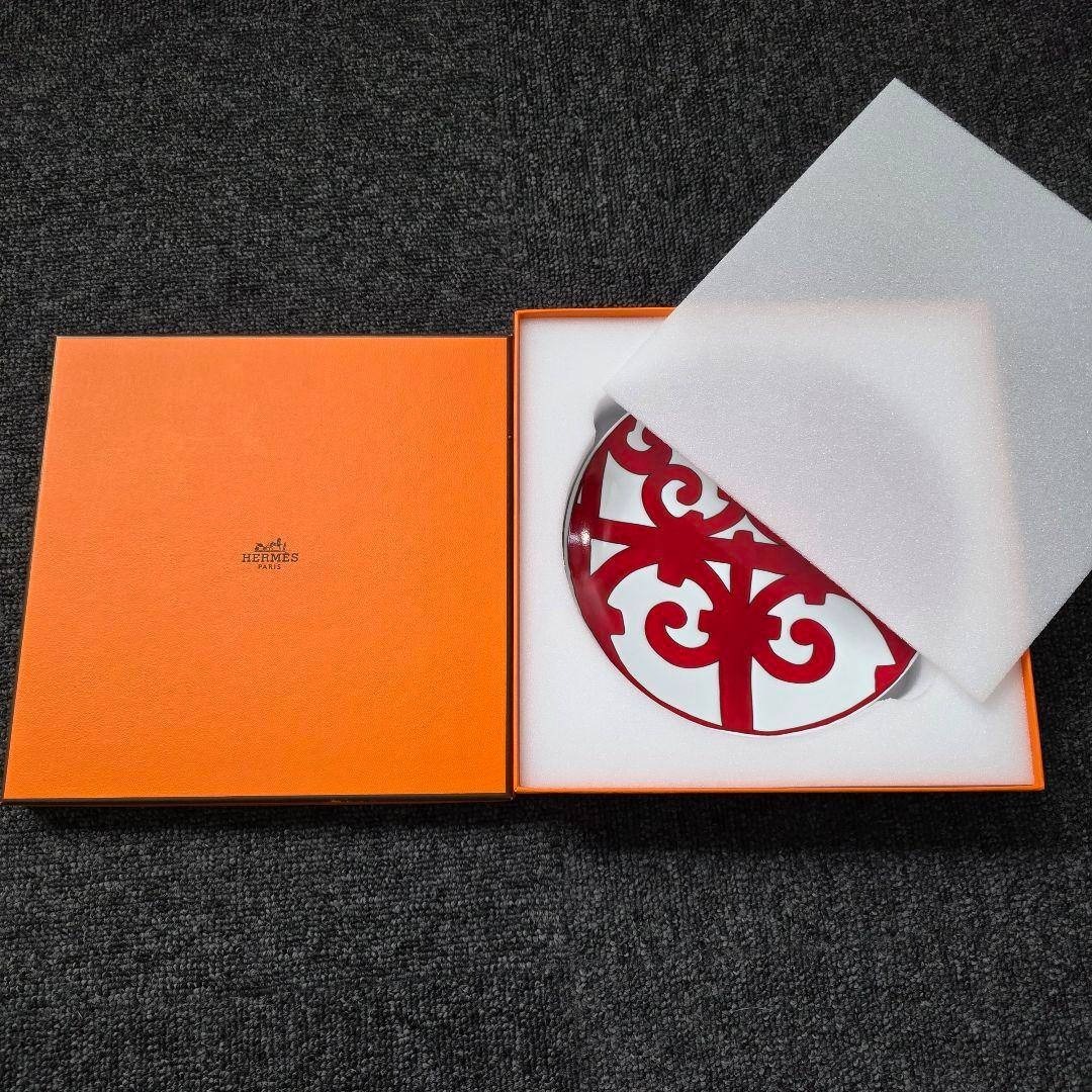 HERMES - 箱付き HERMES カダルギヴィール プレートの通販 by