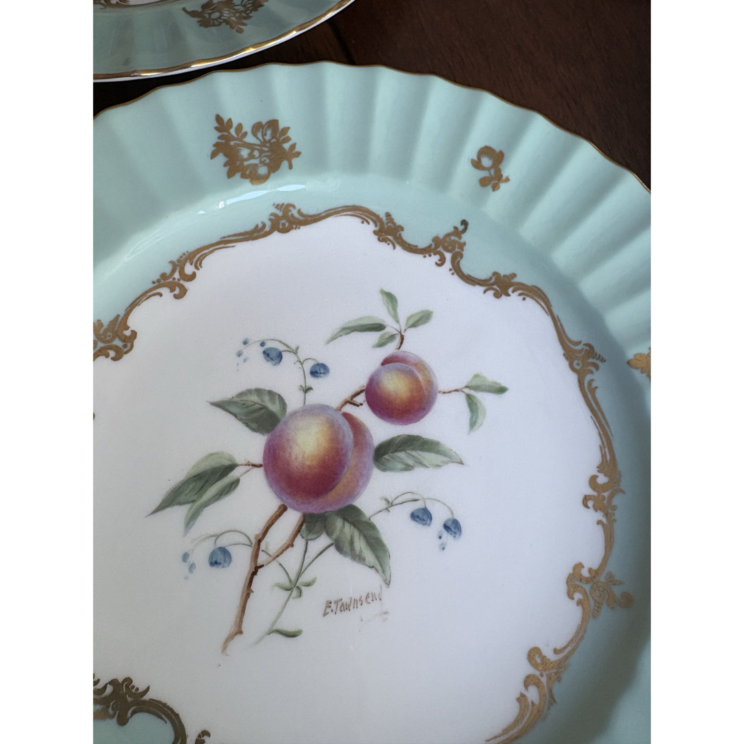 Royal Worcester - ロイヤルウースターのフルーツ柄のデザートプレート