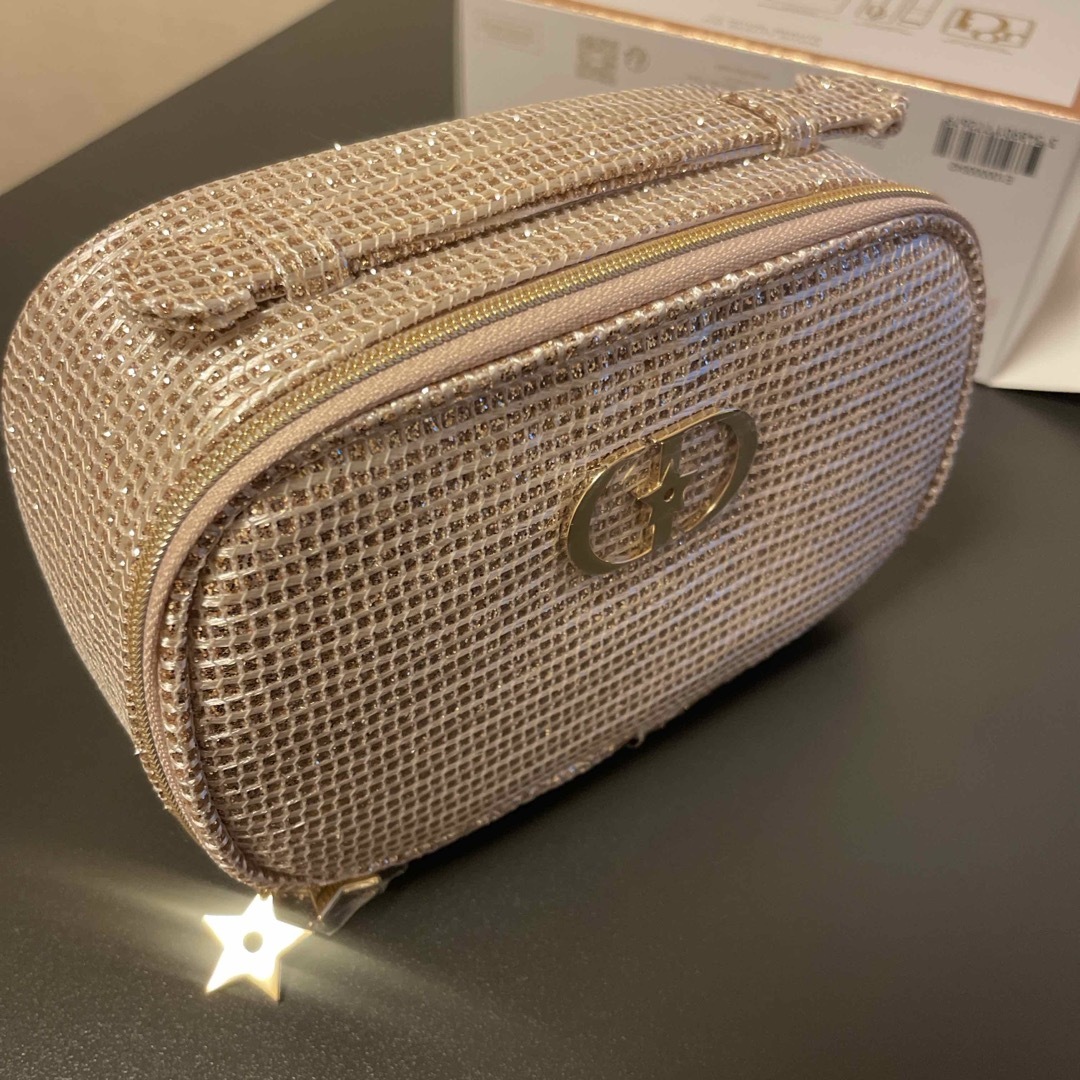 Christian Dior - dior クリスマスコフレ2025 ポーチの通販 by