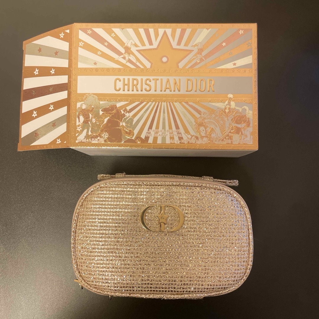 Christian Dior - dior クリスマスコフレ2025 ポーチの通販 by