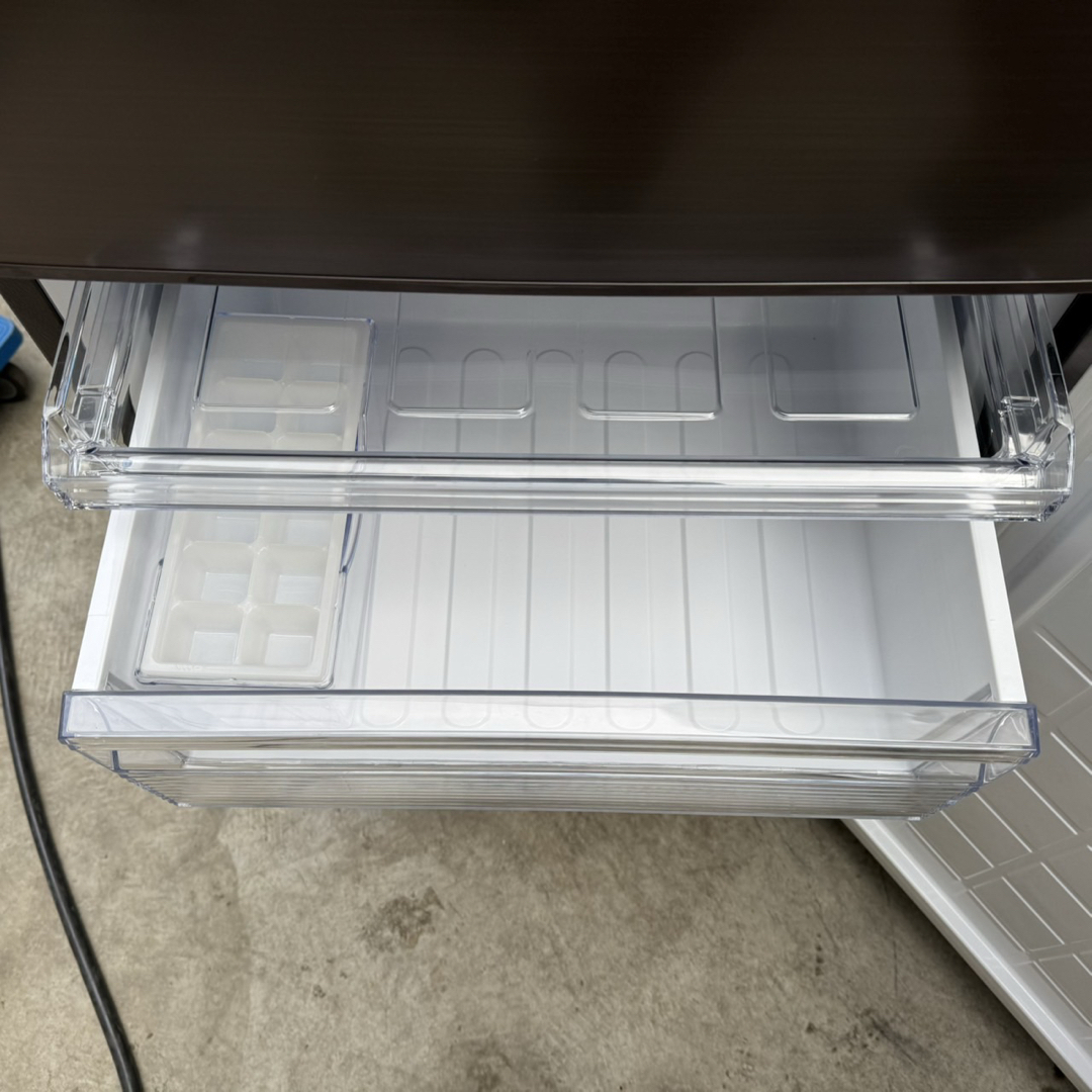 SHARP - 77⭐️2023年製☆シャープ 冷蔵庫 ブラウン 大型 2ドア 280Lの