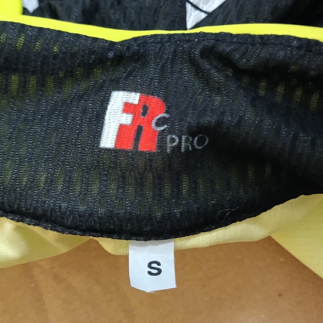 支給品 Mitchelton-SCOTT ウィンドベスト ミッチェルトンスコットの