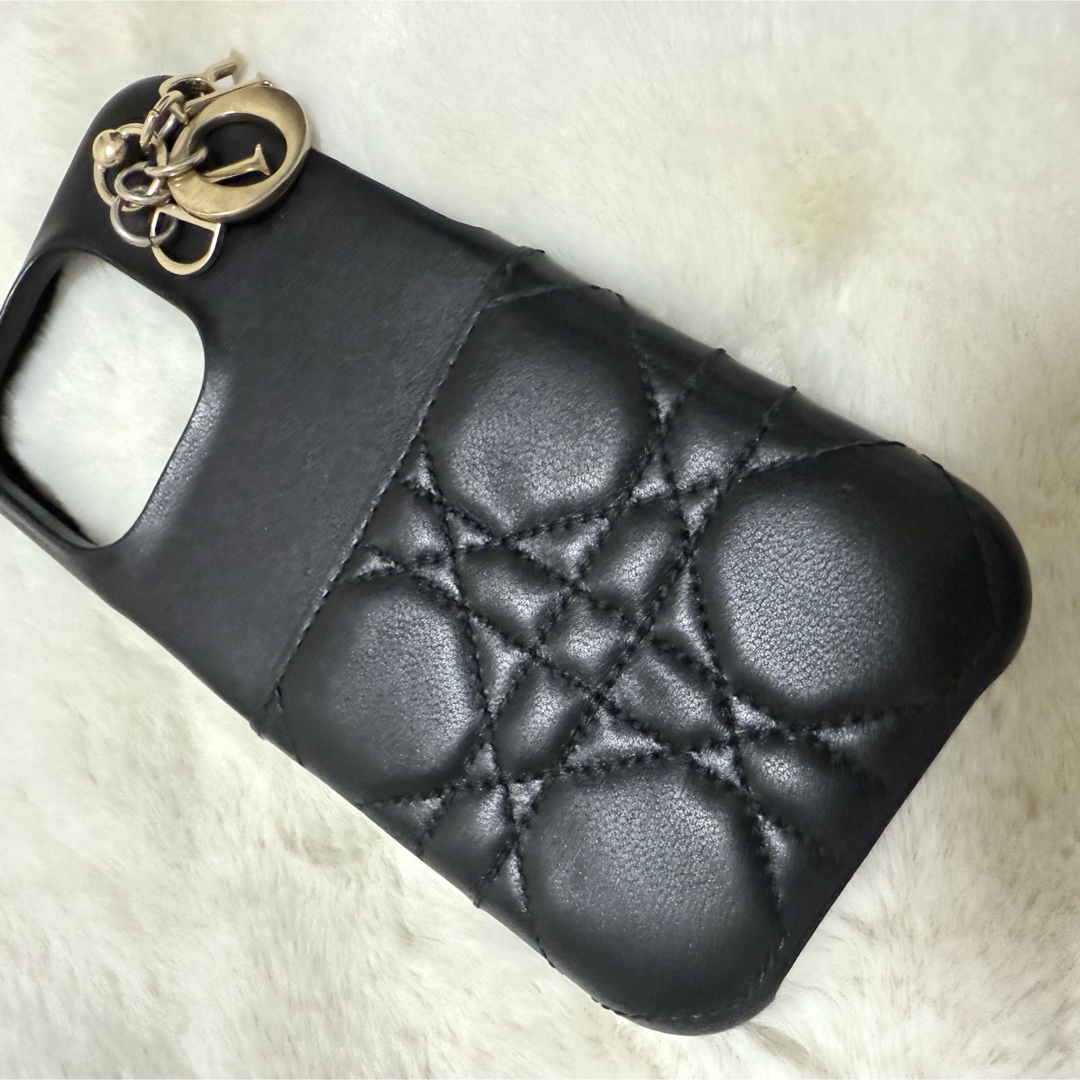 Christian Dior - 使用1日のみ Lady Dior iphone16proの通販 by 即購入