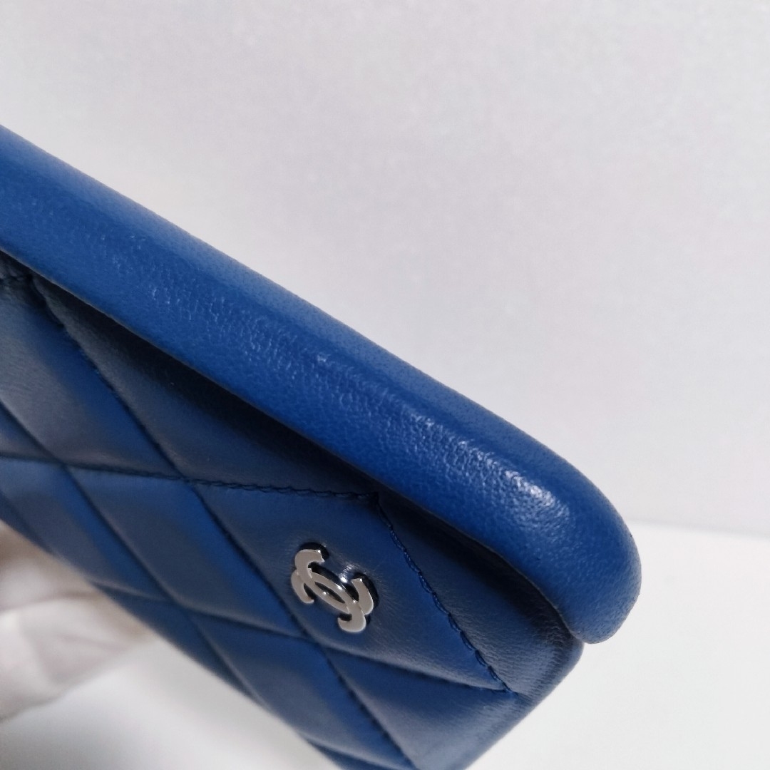 CHANEL - 【CHANEL】シャネル マトラッセ iPhone X.XS ケース ブルーの