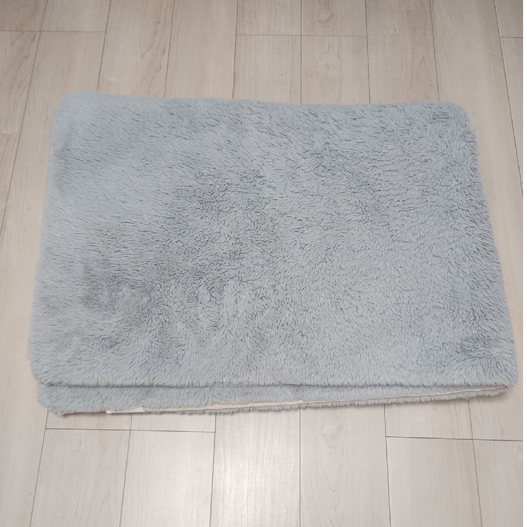 ニトリ - ニトリ アクセントラグ ウサギ2 ライトグレーの通販 by まっ