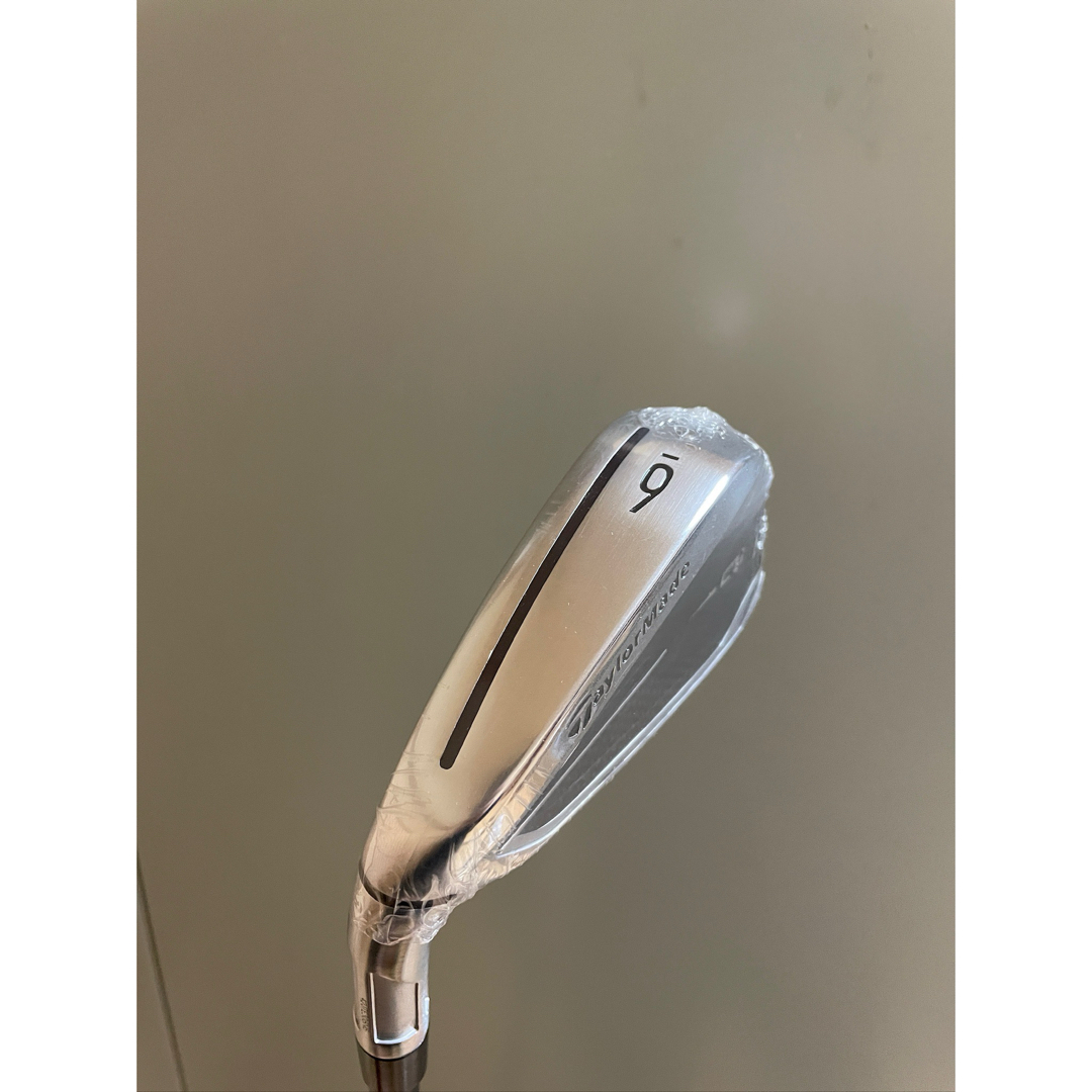 TaylorMade - 左用 テーラーメイド #6S Qi アイアン カーボンシャフト