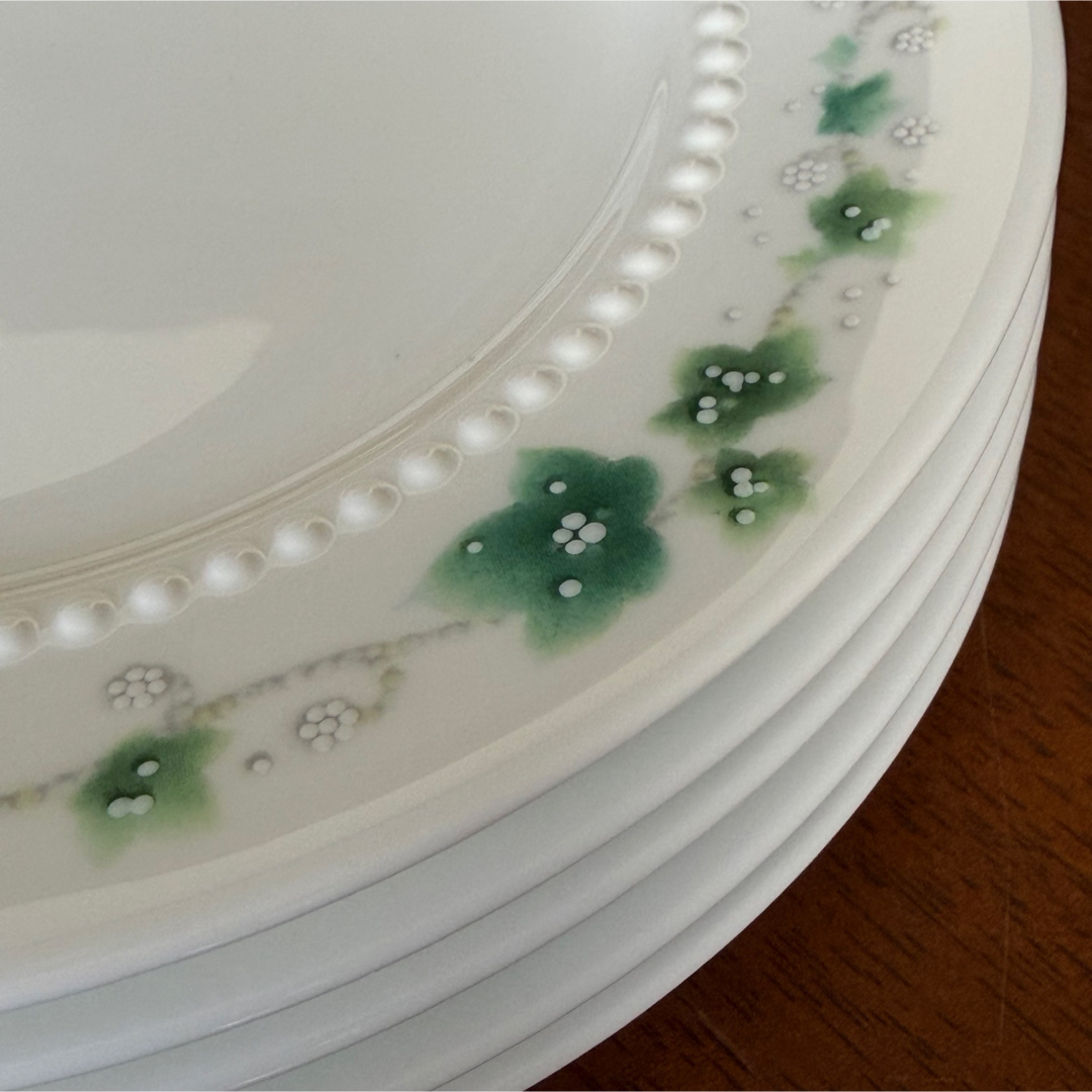 Christian Dior - 【美品】クリスチャンディオール☆アイビー☆ケーキ