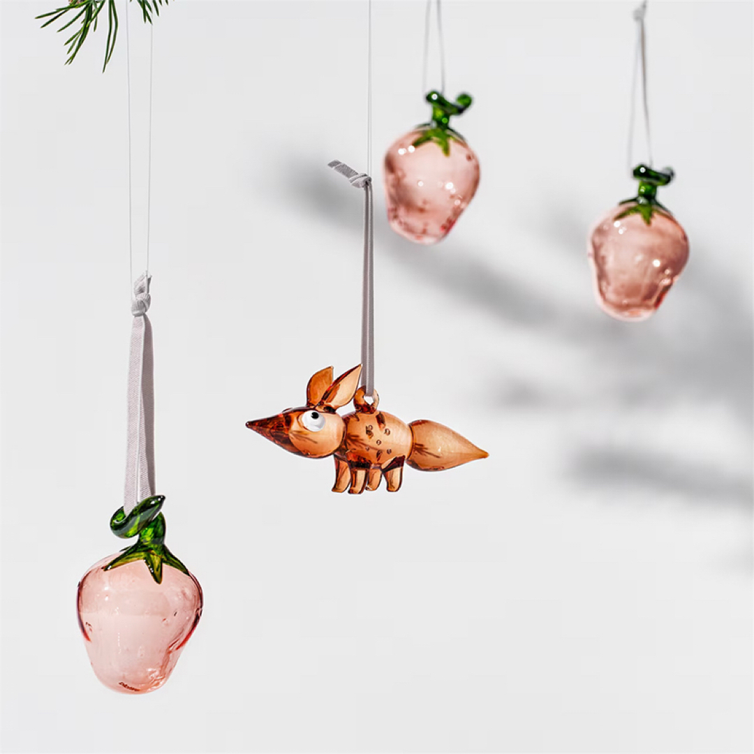 iittala - 新品 iittala イッタラ ガラス オーナメント ストロベリー