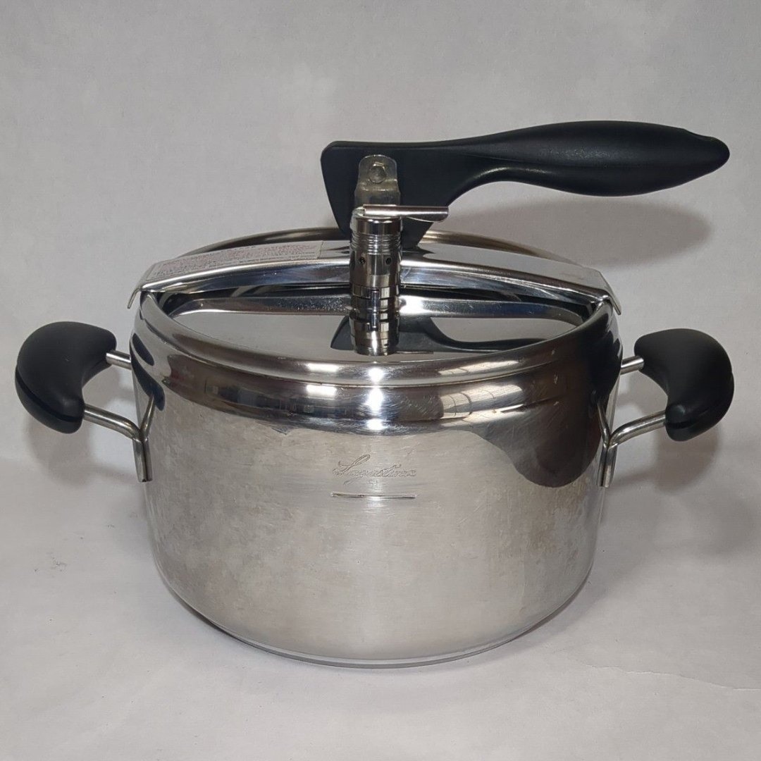 Lagostina - ラゴスティーナ圧力鍋 ノビアシリーズ 5リットル IH対応品