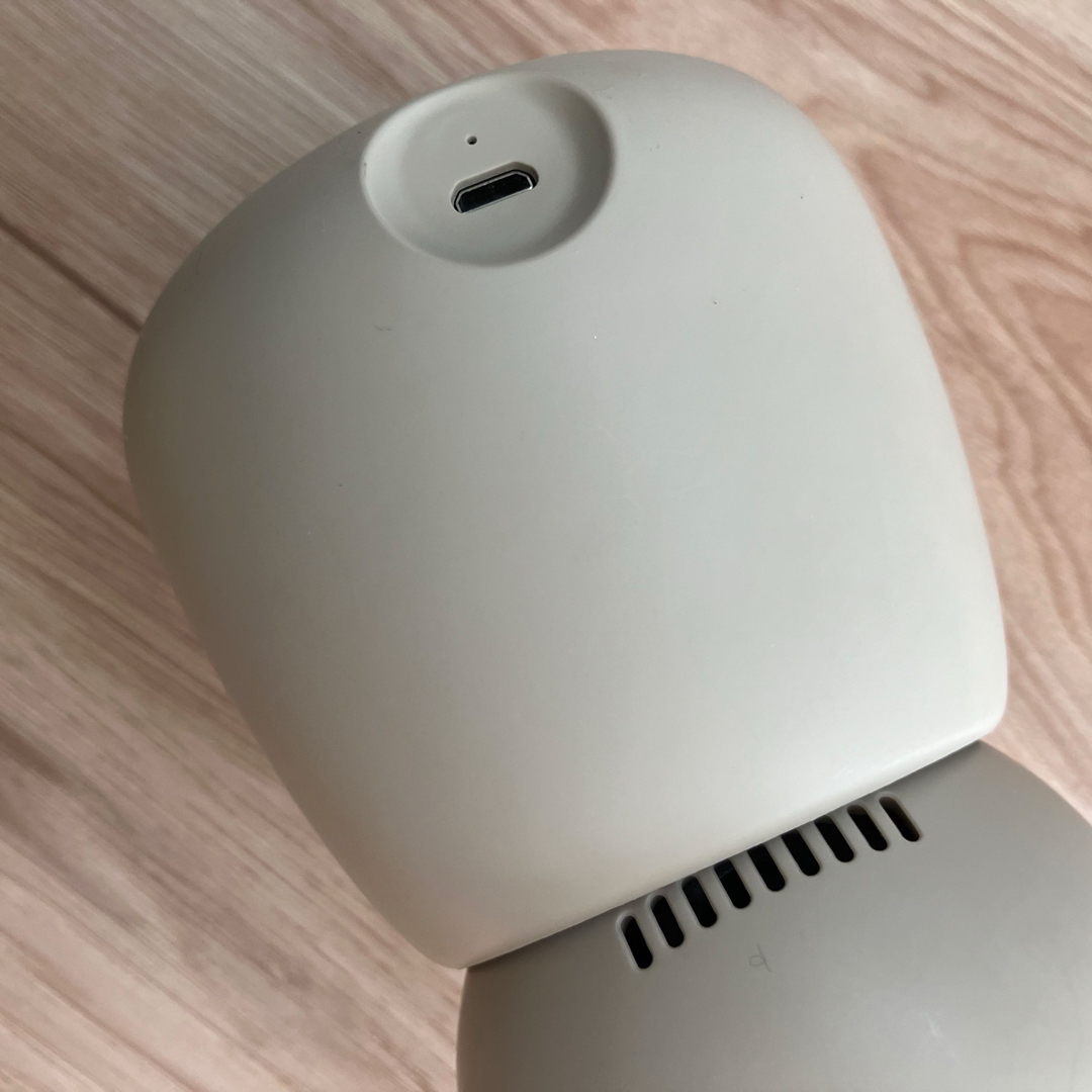 ユカイ工学 - ボッコエモ Wi-Fiモデル 見守りロボット ユカイ工学 部屋