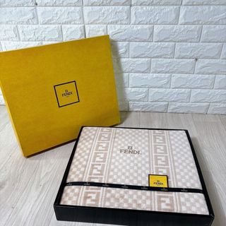 FENDI - 新品未使用 FENDI フェンディ ズッカ柄 コットンボアシーツ