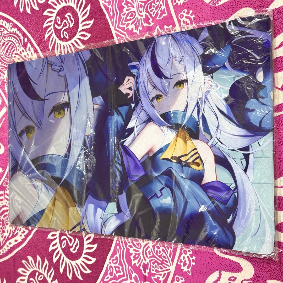 超貴重】ホロライブ ラプラス・ダークネス 白詰草 プレイマットの通販