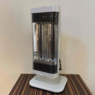 コロナ - CORONA 遠赤外線電気ストーブ コアヒートスリム DH-913Rの