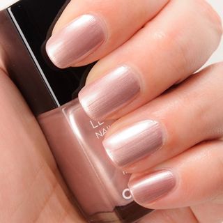 CHANEL - CHANEL ネイルポリッシュ 572の通販 by N。's shop｜シャネル