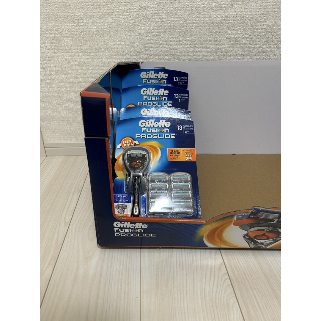 Gillette - ジレット フュージョン 本体(刃付き) 替刃13個✖️6個