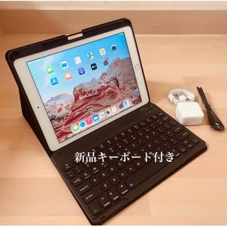 iPad - iPad 第5世代 A1822 シルバー 32GB Wi-fiモデルの通販 by えむ