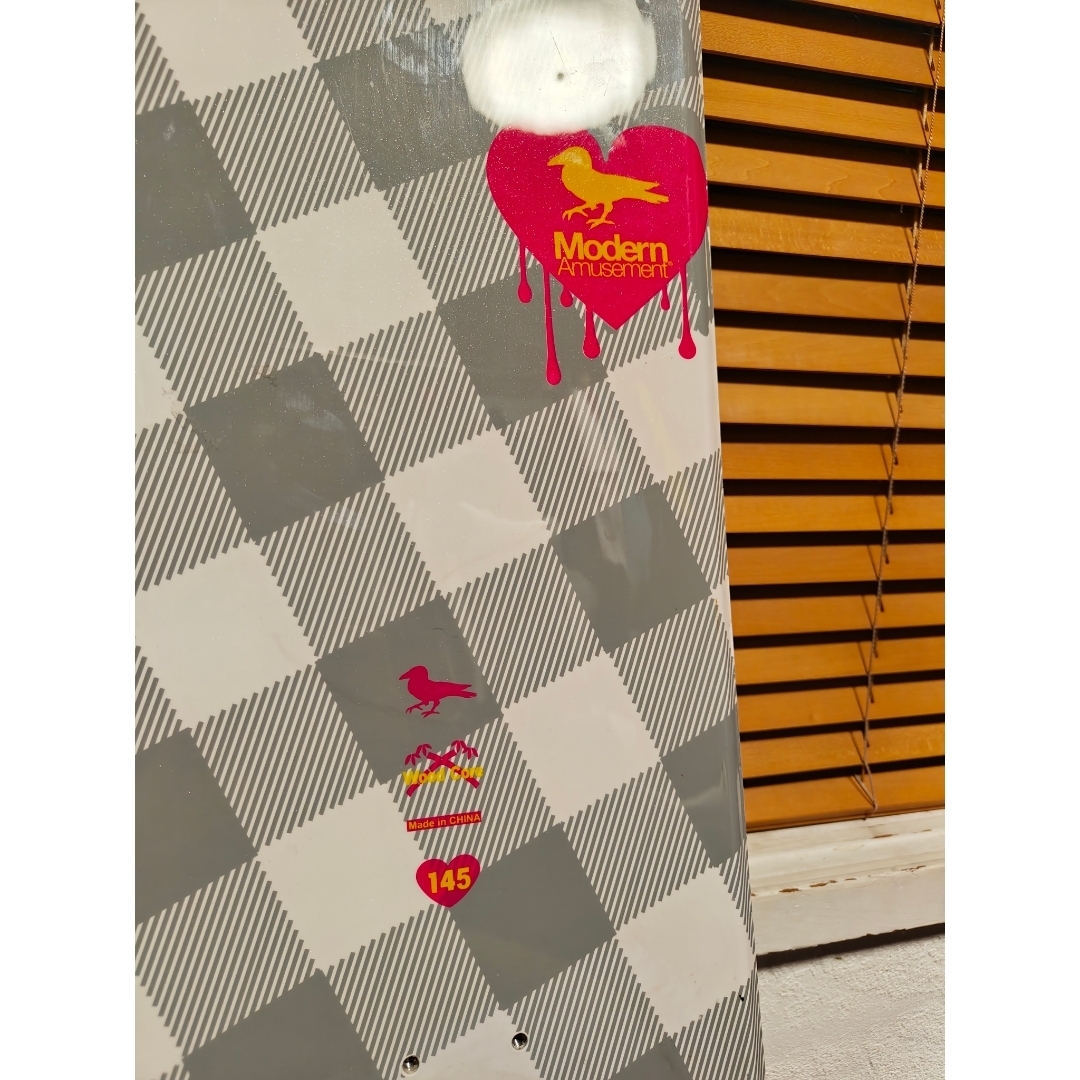 Modern Amusement - スノーボード 145 板 modern amusementの通販 by