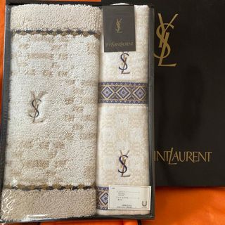 Yves Saint Laurent（タオル/バス用品）のフリマアイテム一覧