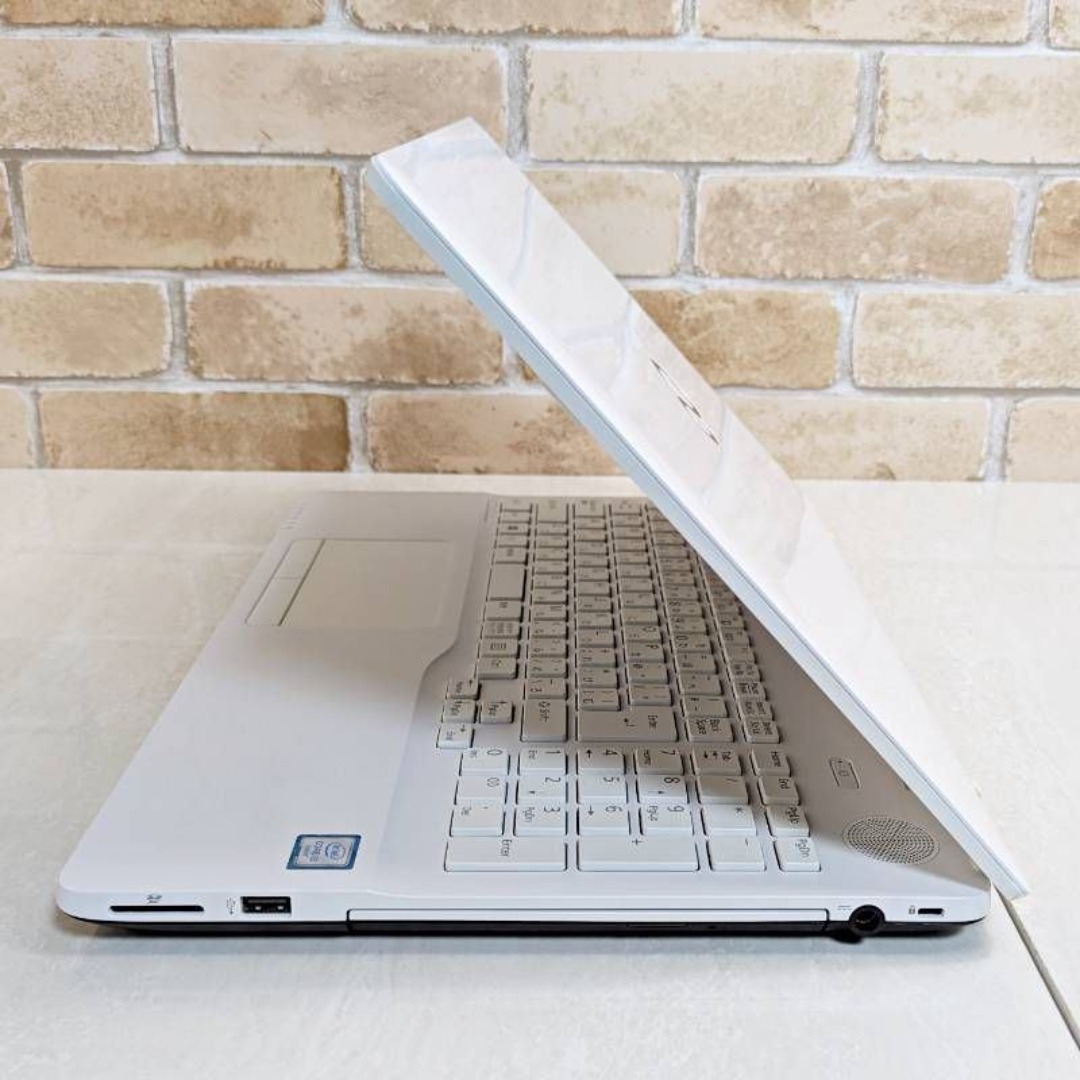 富士通 - 極美品！オフィス付き☆SSD爆速/初心者OK！Win11ノート