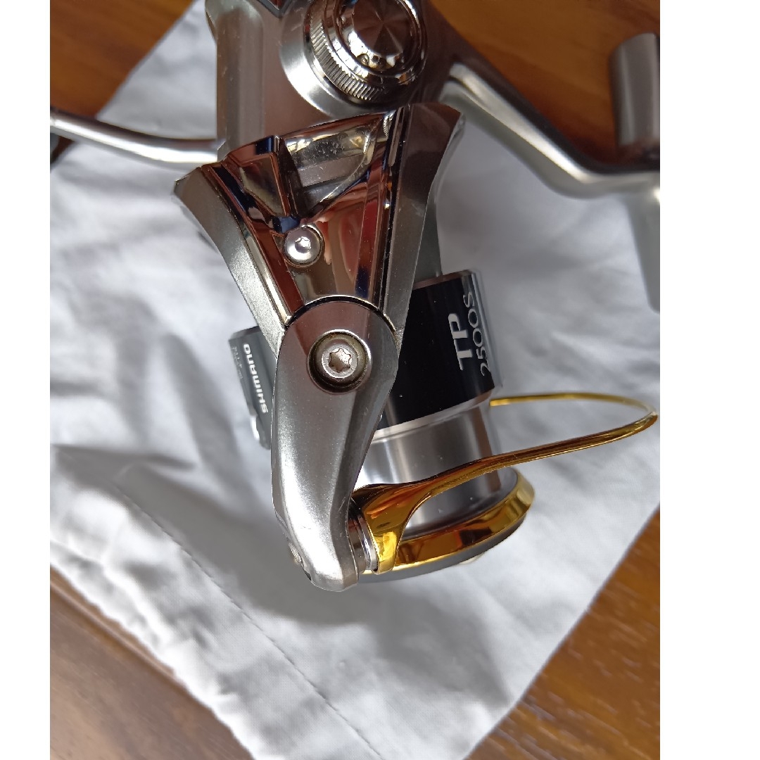 SHIMANO - SHIMANO 15 TWIN POWER 2500HGSの通販 by マグロ's shop