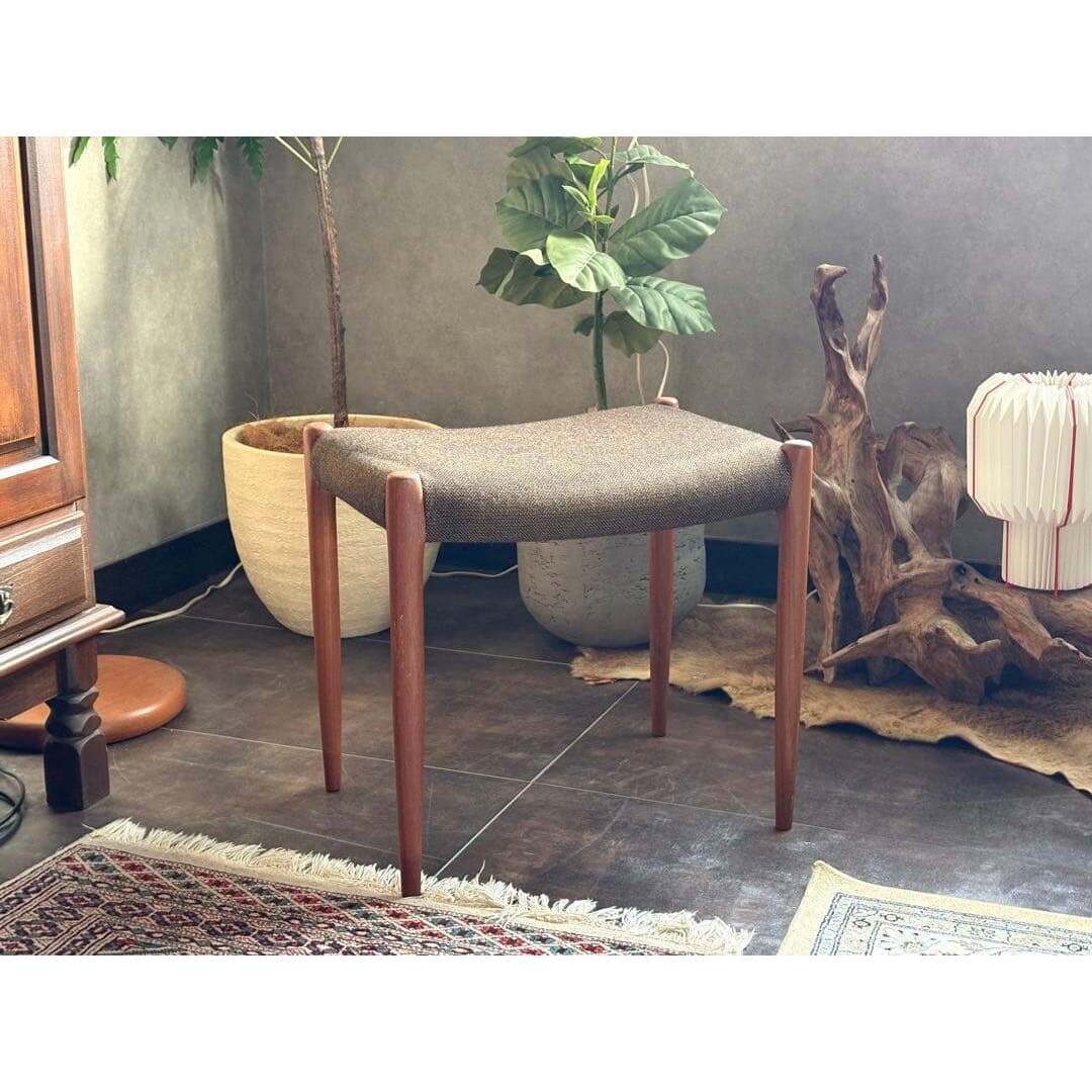 J.L.モラー J.L. Moller スツール チーク材 ビンテージ nZの通販 by