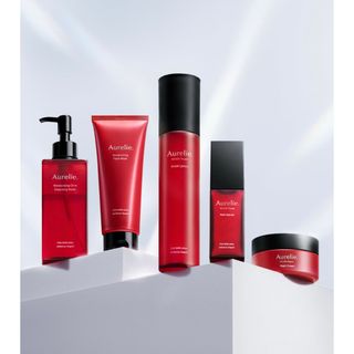 アイレボ 美容液2本！の通販 by marie_o3o's shop｜ラクマ