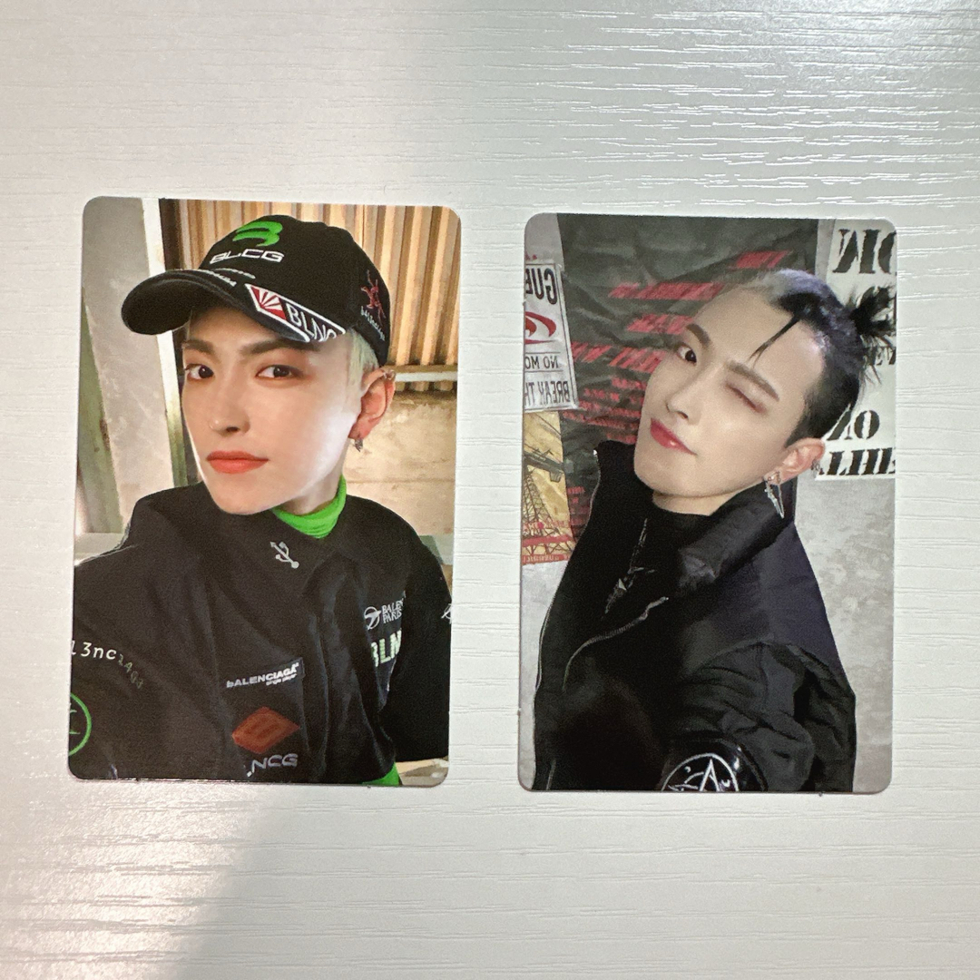 ATEEZ - 公式 ATEEZ アチズ ホンジュン MOVEMENT トレカ 2枚セットの