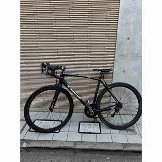 TREK - Trek Émonda ALR4Tiagraカーボンホイール装着直接引き取り可 の