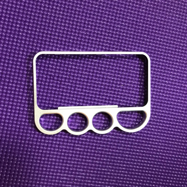 iPhone7/6/6sケース アルミバンパー メリケンサック型の通販 by Mc