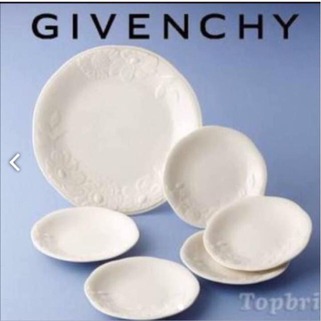 GIVENCHY - 値下げしました！未使用！ジバンシーお皿の通販 by プロフ