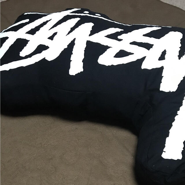 STUSSY - stussy クッション 未使用の通販 by シュン's shop