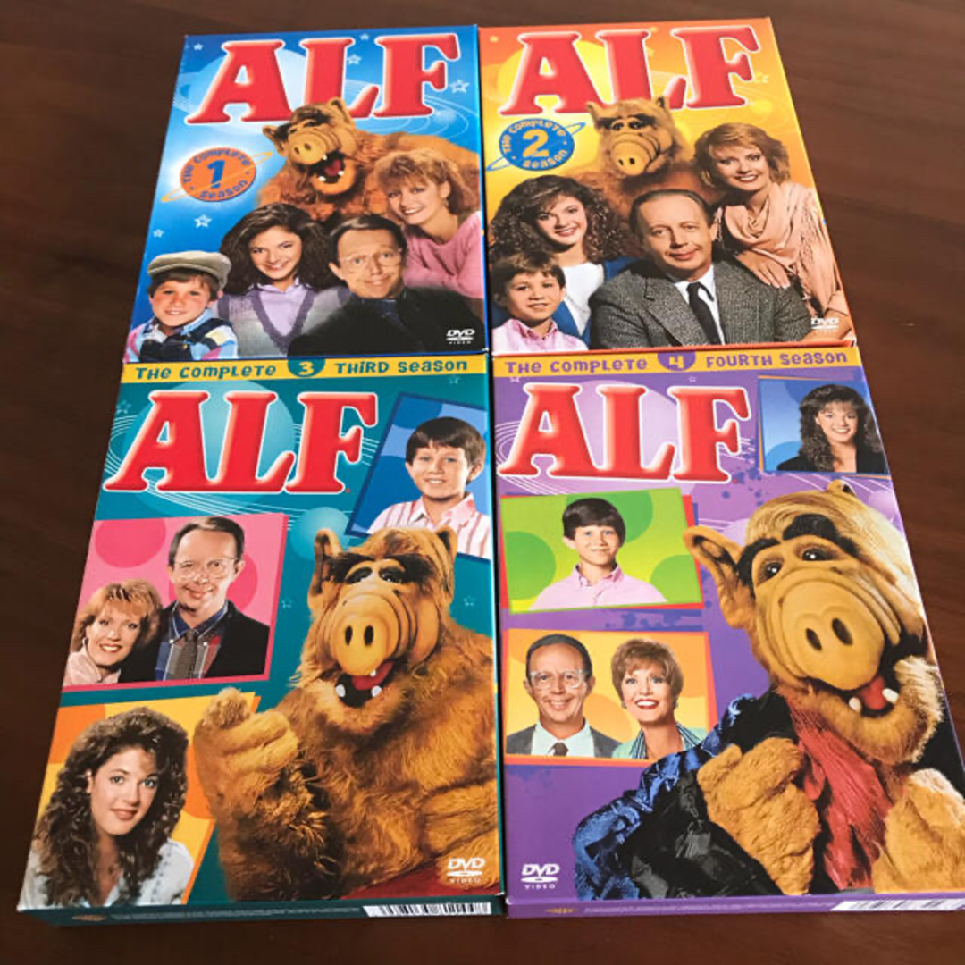 アルフ DVD BOX 1-4 コンプリート ALFの通販 by 老いて子に従う｜ラクマ