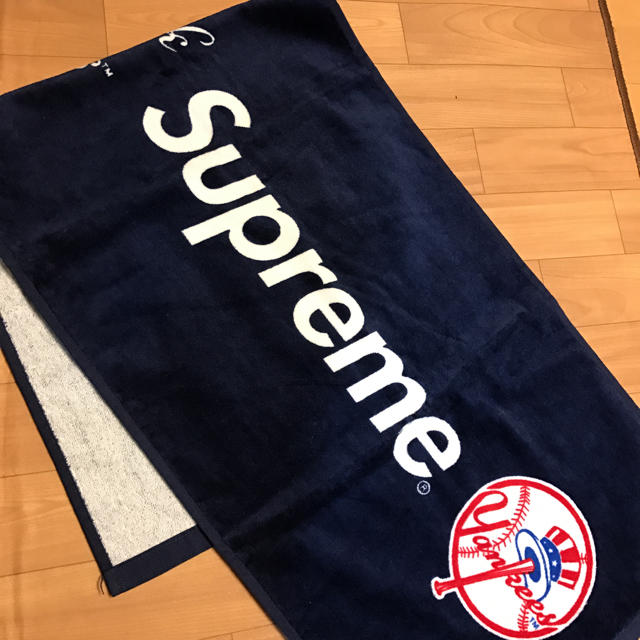 Supreme - devilock様 supreme ヤンキース タオル 紺の通販 by