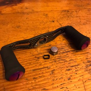 新入荷☆オススメ☆シマノ.アブ.ダイワ全てに適合☆カスタムハンドルの