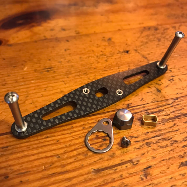 新入荷☆オススメ☆シマノ.アブ.ダイワ全てに適合☆カスタムハンドルの