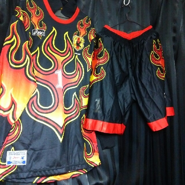 asics - ☆日本代表炎ユニフォーム上下アシックス W杯☆の通販 by 匠の