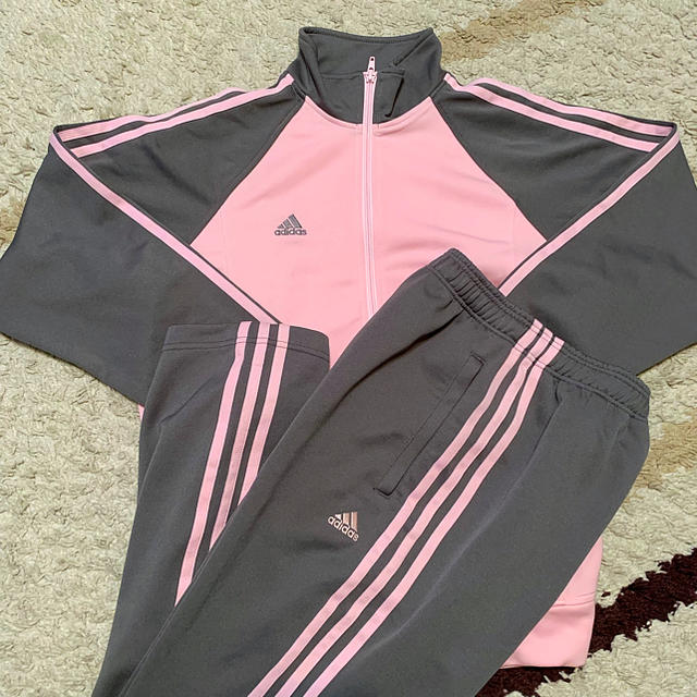 adidas - adidas ジャージ上下 グレー × ピンクの通販 by me's shop
