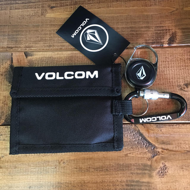 volcom - volcom パスケースの通販 by ltbe's shop｜ボルコムならラクマ