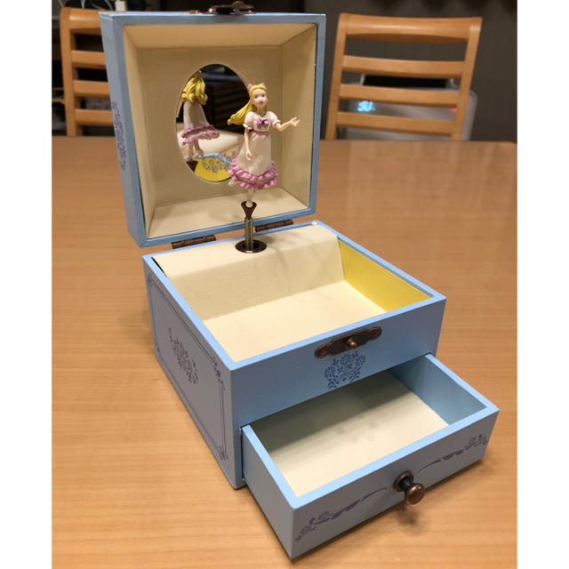 ジブリ - ジブリ 思い出のマーニー ペーパーBOXオルゴール 高さ約8.5cm