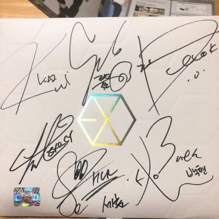 EXO - EXO-K 全員分直筆サイン入りCDの通販 by happy life｜エクソなら