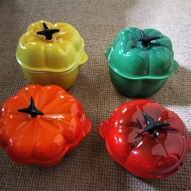 LE CREUSET - ル・クルーゼ お野菜シリーズ ミニココット4セットの通販