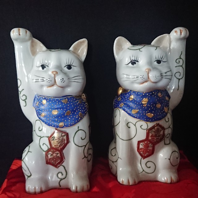 招き猫 伊万里焼 アンティークの通販 by 招き猫's shop｜ラクマ