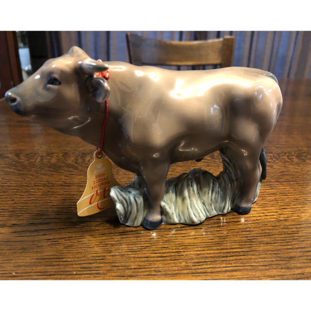 ROYAL COPENHAGEN - ロイヤルコペンハーゲン 置物 牛の通販 by