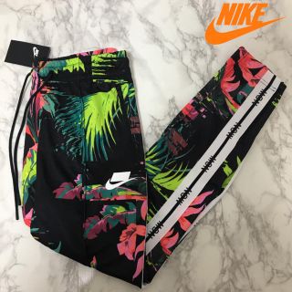 NIKE（花柄 ・ その他）のフリマアイテム一覧