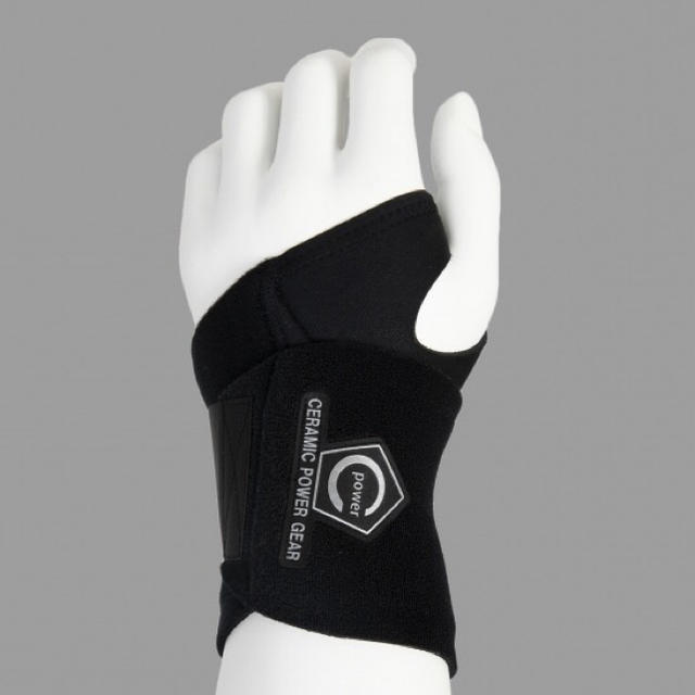 セラミックパワーギア リストガードの通販 by ランディー｜ラクマ