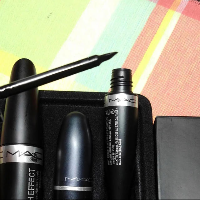 MAC - マックMAC・マスカラ・リップスティック・アイライナー3点セット