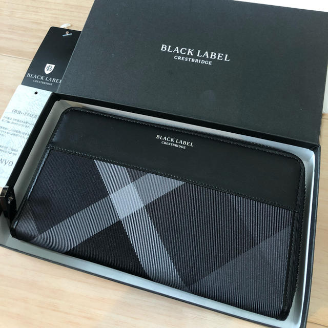 LQQK STUDIO 5K CASH CUSHIONの通販｜www.fincorniche.com