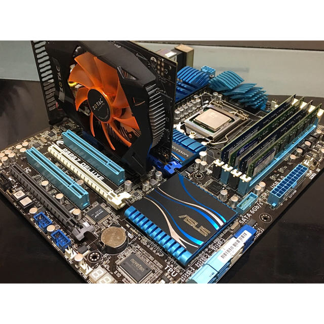 P8P67DELUXE+CPU+メモリ＋グラボ 4点セット P8P67DELUXE+CPU+メモリ＋