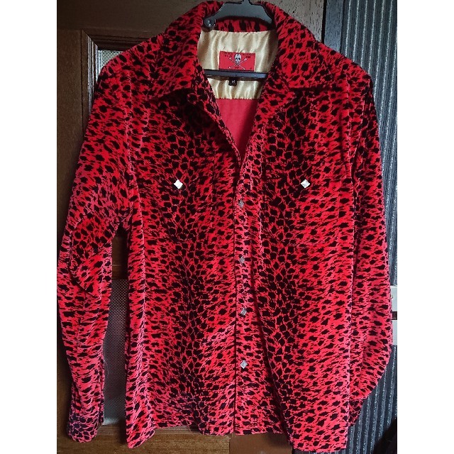 ピンクドラゴン CREAM SODA ヒョウ柄 赤 シャツ の通販 by にことば