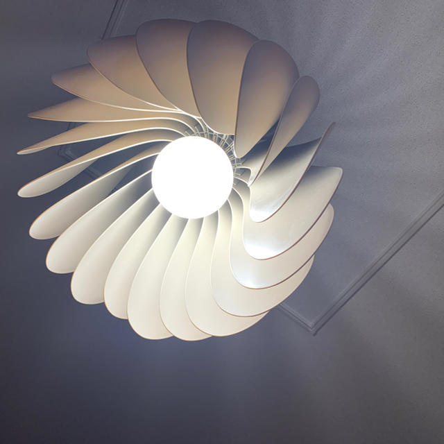 IKEA - IKEA ペンダントランプ SKYMNINGEN シムニンゲン ベージュの